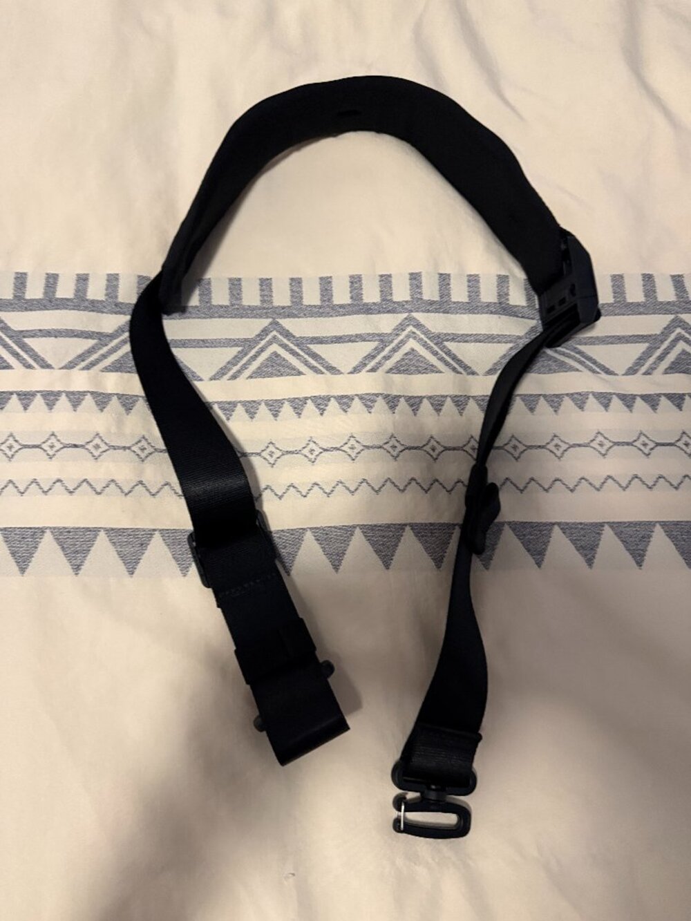 Alpaka Pro Cushioned Padded Shoulder Strap for Any Bag Black With Maglock